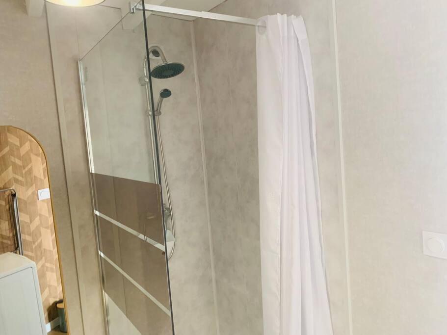 L'Ecolier Futuroscope 4 Personnes Apartment Beaumont  Bagian luar foto